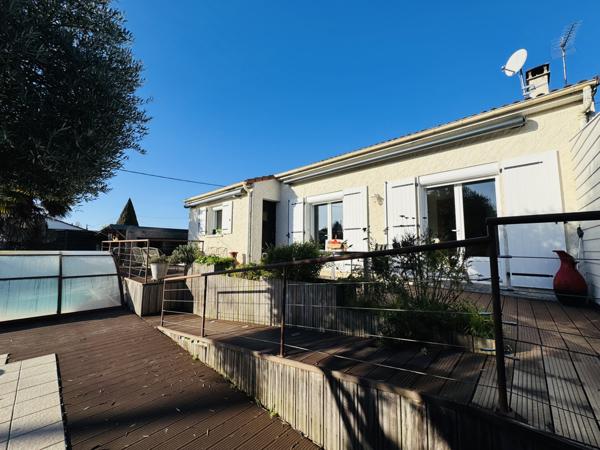 NIORT - Saint Liguaire - Maison familiale de 175 m2 + piscine