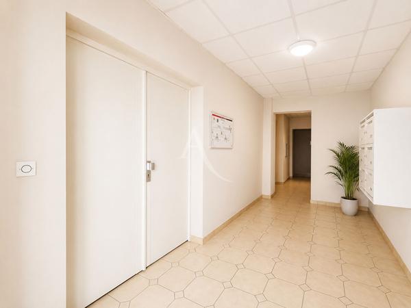 BOISSY-SAINT-LÉGER - BUREAUX PROFESSIONNELS DE 25 m2 - À 5 MINUTES A PIED DU RER A