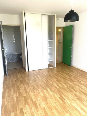 T1 - 440.61 € CC / MOIS - PESSAC CANDAU