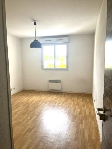T1 - 440.61 € CC / MOIS - PESSAC CANDAU