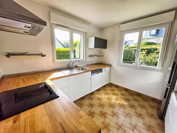 Location                                                      Maison
                        
                     5 pièces                      131 m2                     à Plougonvelin