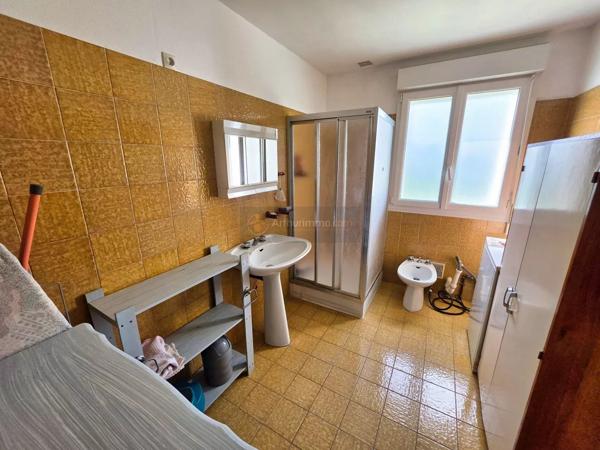 Location                                                      Maison
                        
                     5 pièces                      131 m2                     à Plougonvelin
