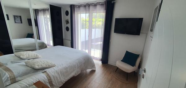 Maison Rochefort 4 chambres 142m2 jardin et jacuzzi