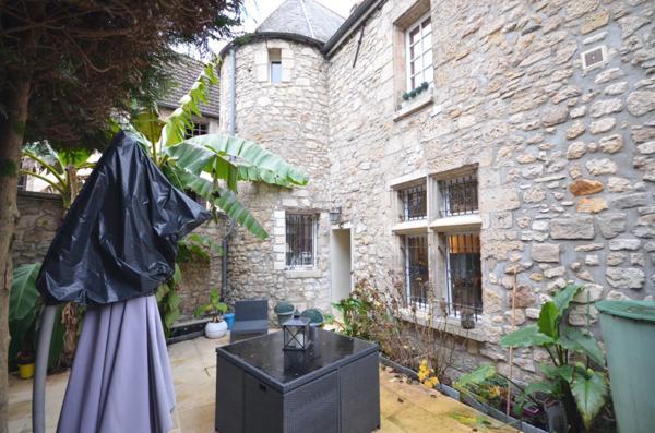 LA FERTE MILON (02), à vendre maison de caractère