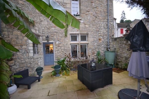 LA FERTE MILON (02), à vendre maison de caractère