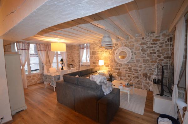 LA FERTE MILON (02), à vendre maison de caractère