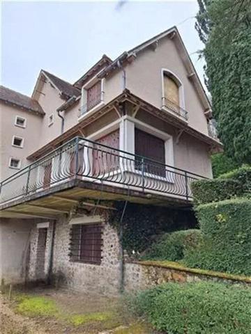 Vente Maison 5 pièces 140 m2 à La Chartre-sur-le-Loir