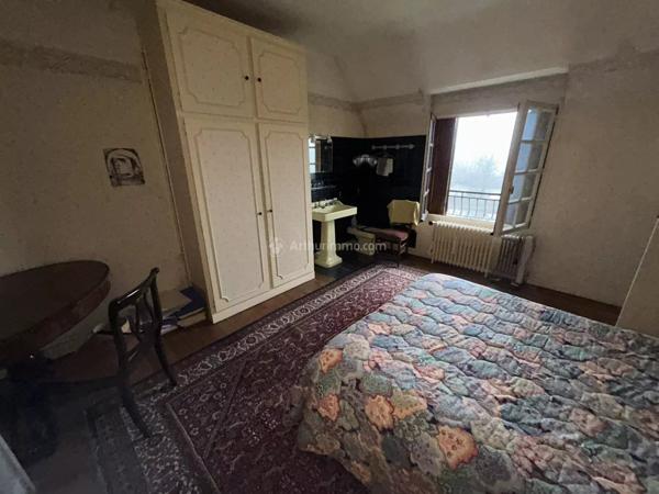 Vente Maison 5 pièces 140 m2 à La Chartre-sur-le-Loir