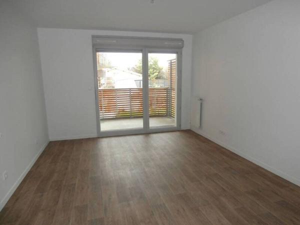 Appartement 3 pièces                                        - 44120 Vertou Réf : 12104