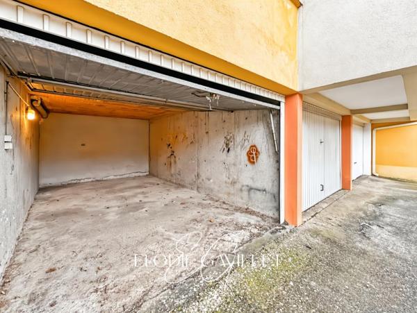 Lot de deux garages de 17 & 18 m²  Carcassonne