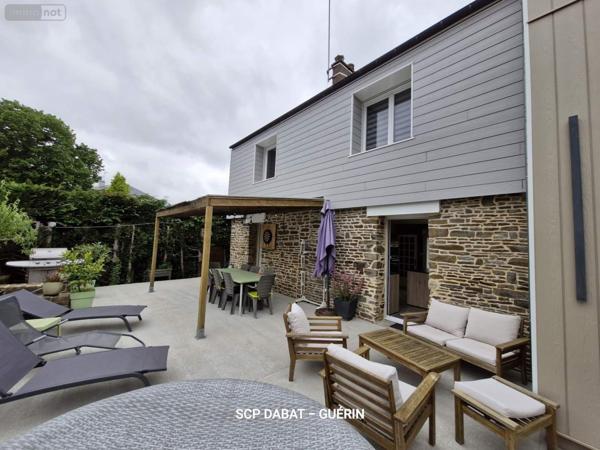 Maison à vendre à Saint-Hilaire-du-Harcouët dans la Manche (50600), ref : 8398