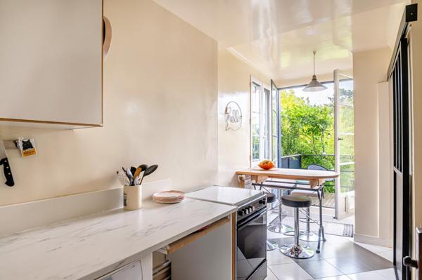 Ravissante maison avec jardin, terrasse , belle vue et 4 chambres