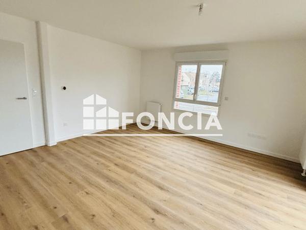 Location Appartement 3 pièces 65.52 m² - 69 RUE DE LA VIGNETTE Linselles 59126