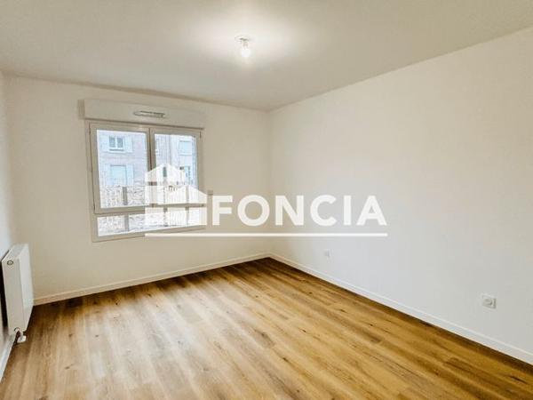 Location Appartement 3 pièces 65.52 m² - 69 RUE DE LA VIGNETTE Linselles 59126