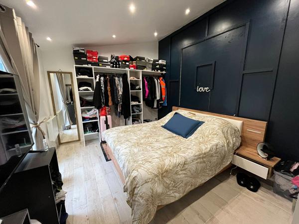 Maison  à Calais de 100 m2, en semi plain-pied, 3 chambres, espace bureau, jardin expo sud