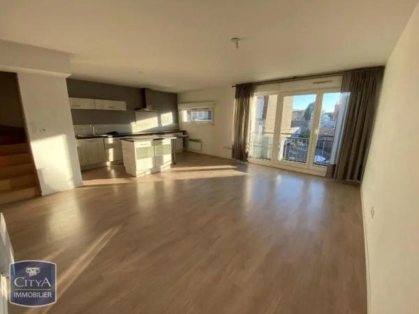 Appartement à louer 4 pièces 89.99m² Lille (59000)
