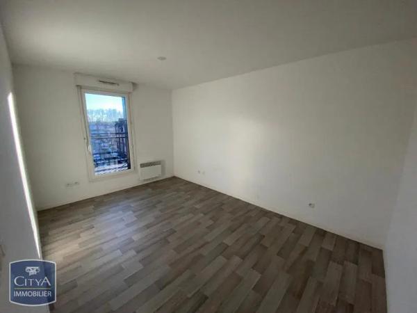 Appartement à louer 4 pièces 89.99m² Lille (59000)