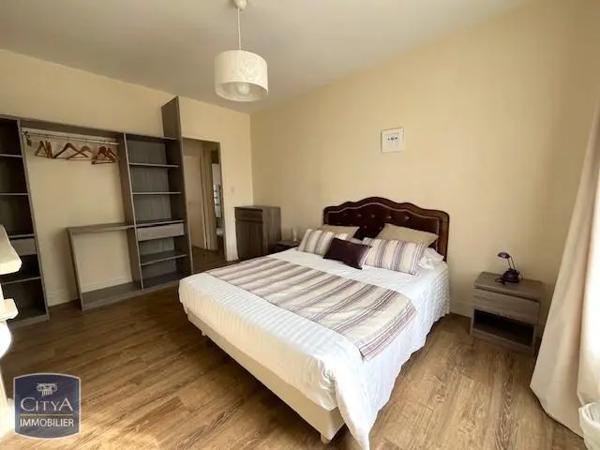 Appartement à louer 3 pièces 76.94m² Cherbourg-en-Cotentin (50100)