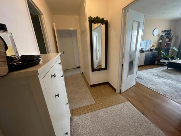 Appartement à louer 4 pièces 81.89m² Sochaux (25600)