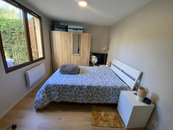 Vente                                                      Appartement
                        
                     2 pièces                      42 m2                     à Creil