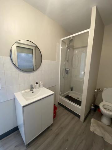 Vente                                                      Appartement
                        
                     2 pièces                      42 m2                     à Creil