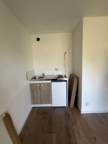 Location                                                      Appartement
                        
                     1 pièces                      25 m2                     à Rennes