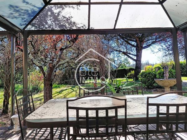 St Antoine de Breuilh : Maison de plain-pied 100 m² , grand terrain