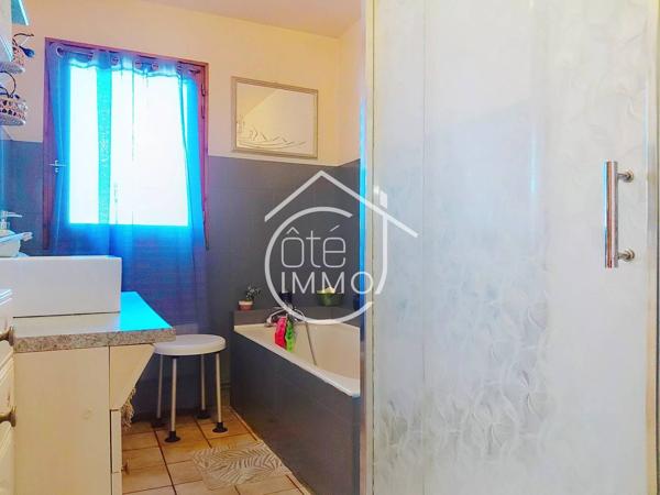 St Antoine de Breuilh : Maison de plain-pied 100 m² , grand terrain
