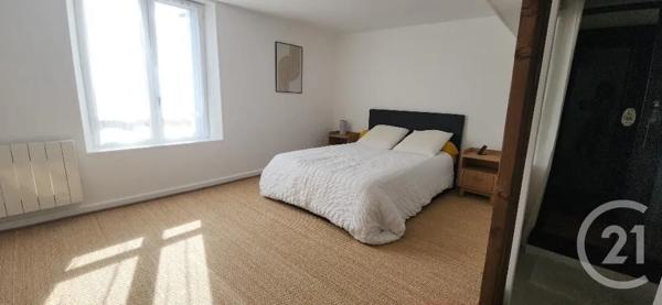 Appartement Duplex à vendre  2 pièces - 73 m 2   AURILLAC  - 15