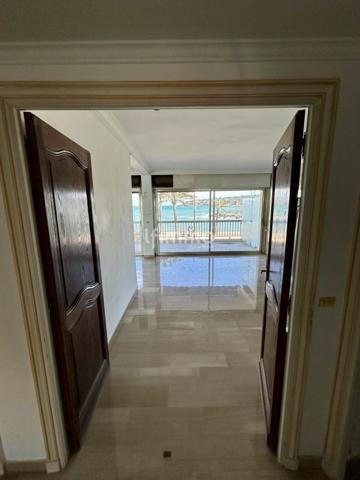 Appartement 3 pièces en front de mer à Antibes