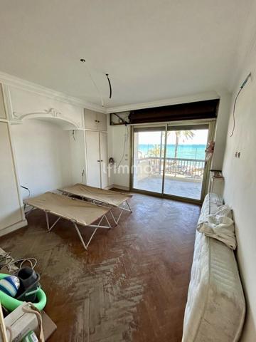 Appartement 3 pièces en front de mer à Antibes
