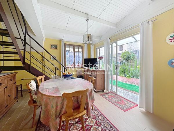 A vendre Maison 4 pièces 2 chambres centre ville de Dreux, commerces et transports à 5 minutes à pieds, parking