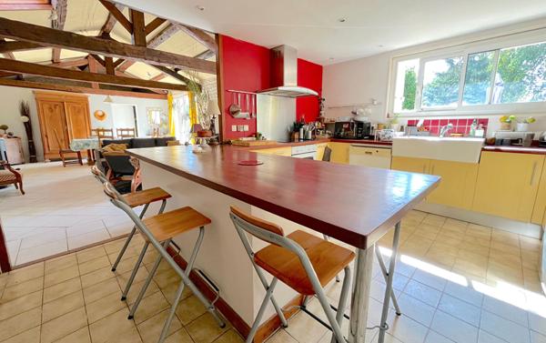 Maison 6 pièce(s) 190 m2, Sainte soulle 17220