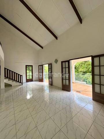 À Vendre – Villa F5 à La Bretagne (97490) - 800m2 terrain