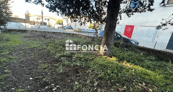 Location Local commercial 3 pièces 50 m² - Les Roches-de-condrieu 38370