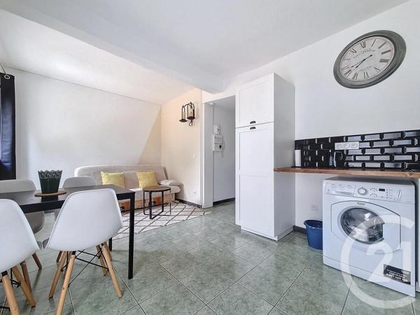 Maison à vendre  4 pièces - 90 m 2   ST GELY DU FESC  - 34