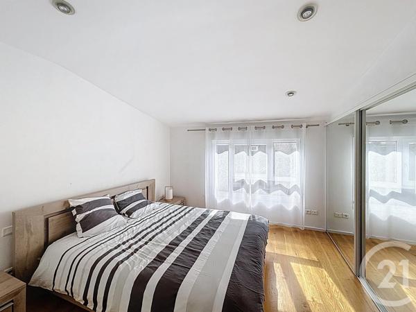 Appartement Triplex à vendre  5 pièces - 77 m2 BEAUGENCY - 45