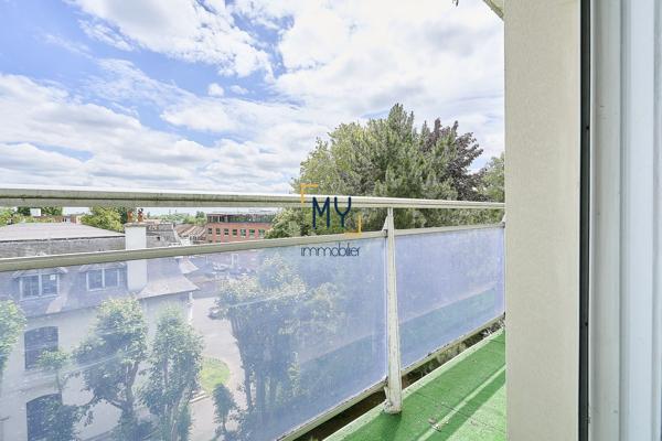 SUPERBE APPARTEMENT T4 RÉNOVÉ AVEC GARAGE