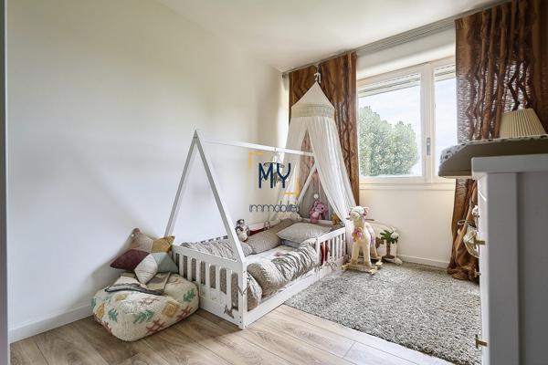 SUPERBE APPARTEMENT T4 RÉNOVÉ AVEC GARAGE