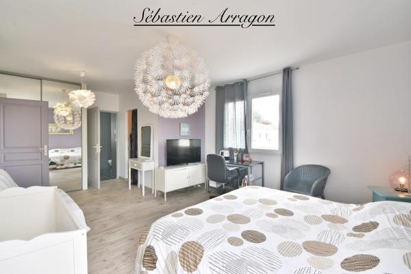 VILLENEUVE-SUR-LOT – BELLE MAISON FAMILIALE RÉNOVÉE AVEC PISCINE, JARDIN ET AUCUN TRAVAUX À PRÉVOIR