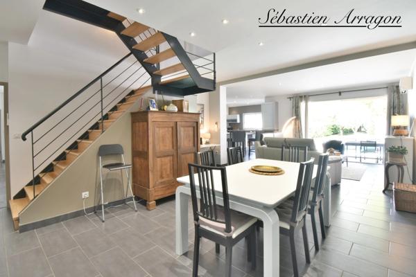 VILLENEUVE-SUR-LOT – BELLE MAISON FAMILIALE RÉNOVÉE AVEC PISCINE, JARDIN ET AUCUN TRAVAUX À PRÉVOIR