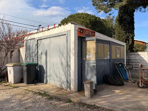 Maison d'environ 240 m² avec piscine et grand terrain à Rivesaltes
