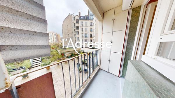 Grand 2 P / 1 chambre - 62.5m² - Au pied du métro PICPUS // Balcon