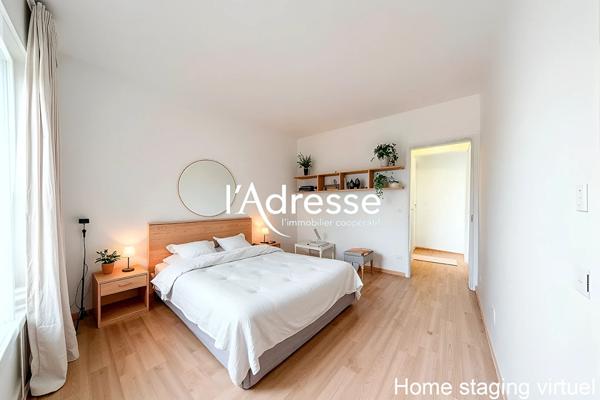 Grand 2 P / 1 chambre - 62.5m² - Au pied du métro PICPUS // Balcon