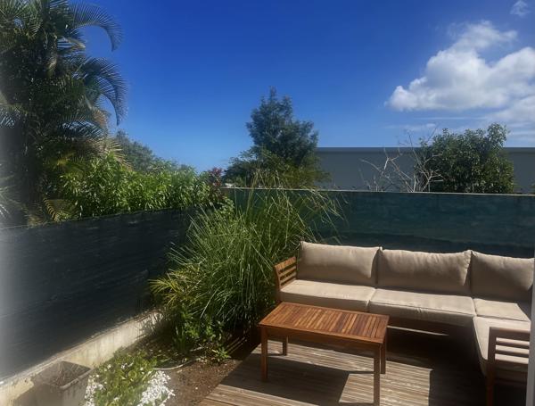 Studio meublé avec jardinet