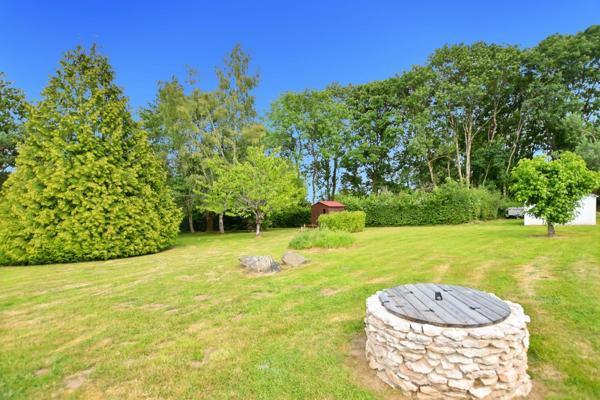 Maison sur sous-sol de 156 m2avec terrain de 4283 m2 à  ANTULLY (71)