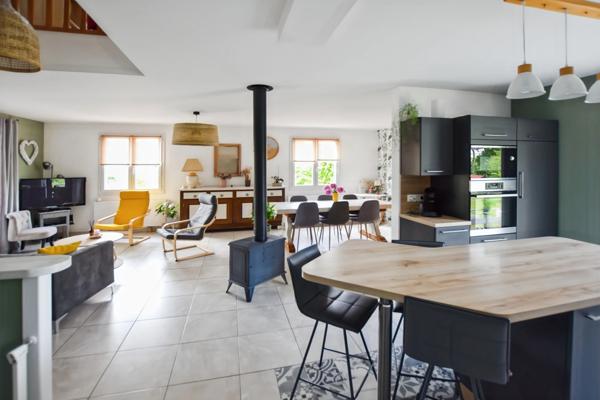 Maison sur sous-sol de 156 m2avec terrain de 4283 m2 à  ANTULLY (71)