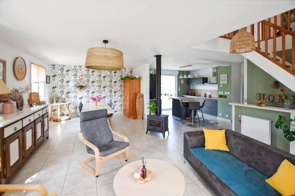 Maison sur sous-sol de 156 m2avec terrain de 4283 m2 à  ANTULLY (71)
