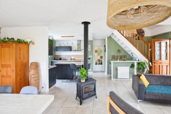 Maison sur sous-sol de 156 m2avec terrain de 4283 m2 à  ANTULLY (71)