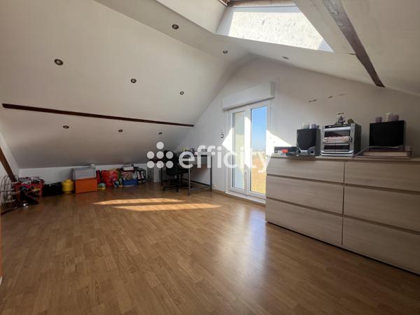 Maison 8 pièces - 193 m² Exclusivité efficity